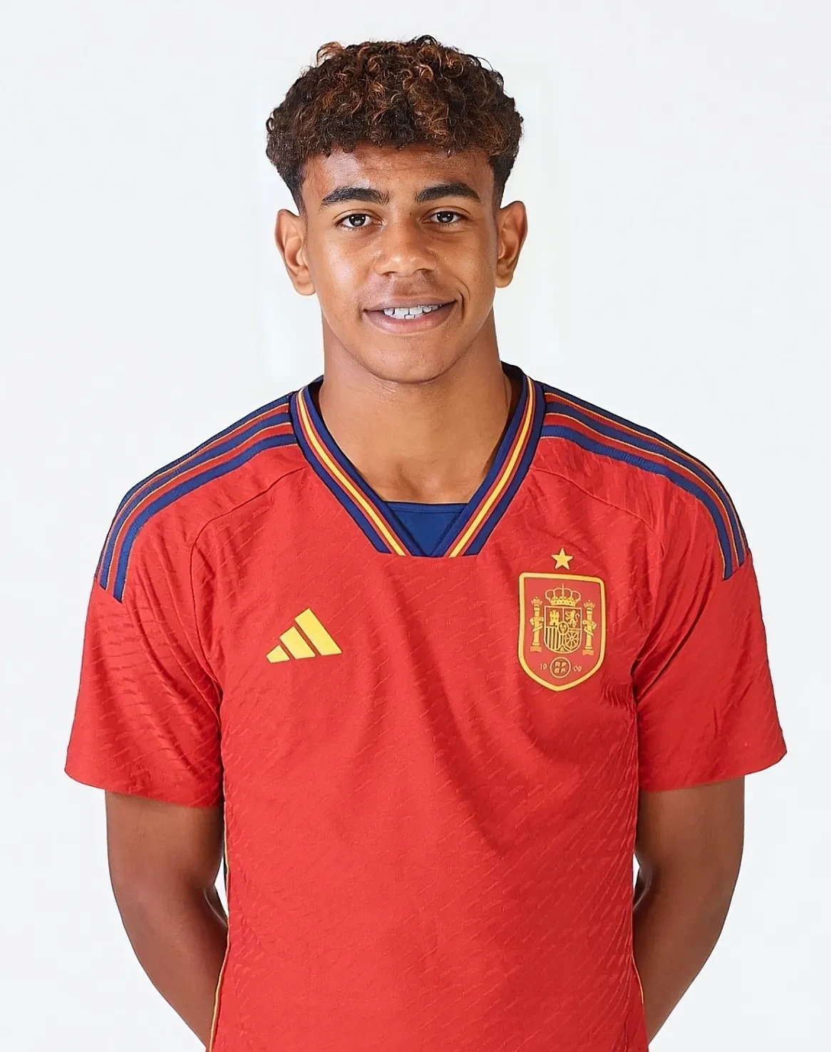 LPL第一杀手诞生！Tarzan成为救世主，八年磨一剑，完成封神之路