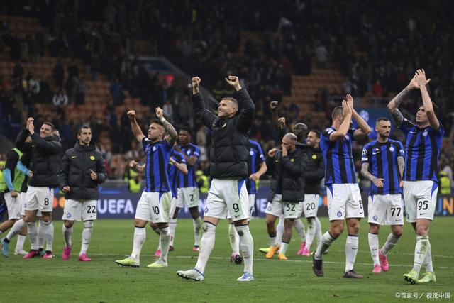 《剑星2》招聘首曝概念图 继续走性感画风