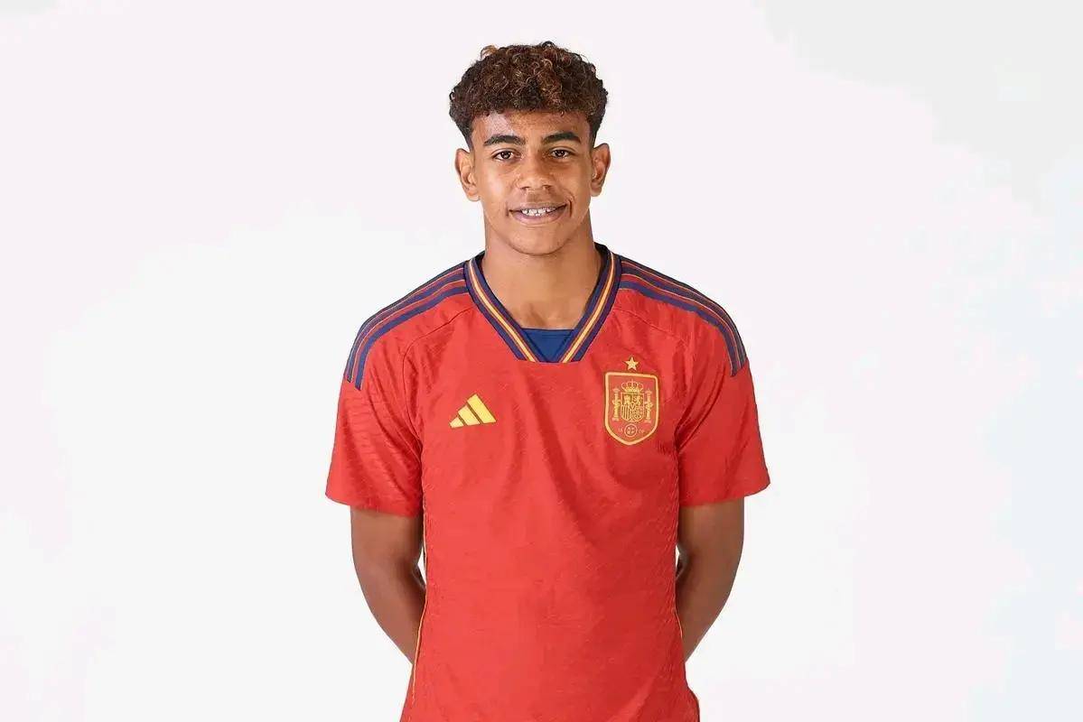 俄勒冈主帅再提林葳！亲承进步，但不满组织与防守，披露CBA隐患